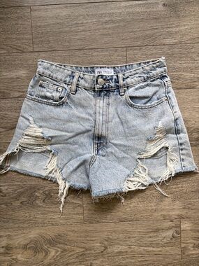 Zara Light Wash Distressed Denim Cutoff Shorts